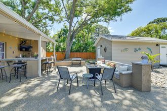 Others 4 2 Mi to Beach: Hideaway w/ Shared Pool in St Pete!