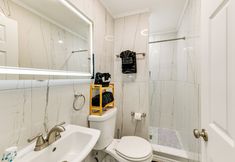 Others 5 2 Mi to Beach: Hideaway w/ Shared Pool in St Pete!