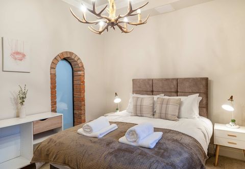 Others Stylish 2 Bed Flat-free Parking