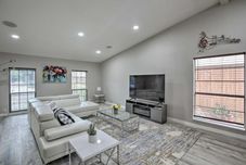 Others Collins Family-friendly Texas Home With Private Pool