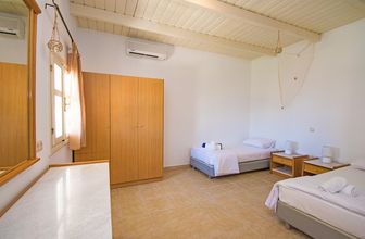 Lain-lain 4 Almirikia Villa