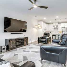 Primary image 1 7 Mi to Dtwn: Sleek Retreat in Atlanta!, Hotel King Memorial