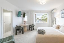 Khác Kozyguru | Forestville