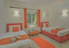 Others 7 Monte Laranja Apt in Lagos