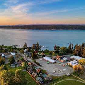 Interior 1 Sunny Backyard, Fireplace, Coastal Access in Peaceful Neighborhood Near Shopping, 워싱턴 호텔