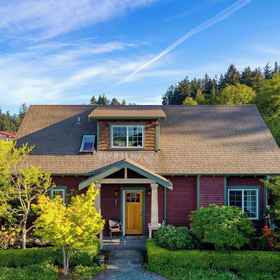 Primary image 1 Sunny Backyard, Fireplace, Coastal Access in Peaceful Neighborhood Near Shopping, Washington Hotels