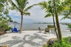 Others Private Beach + Outdoor Oasis: Home in St Pete!