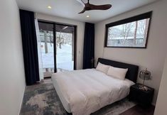 Lain-lain 4 Forest Gardens