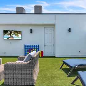 Primary image 1 Azul Townhomes A4 - Sunset, Suncoast Seabird Sanctuary Hotels