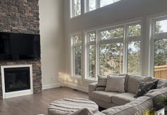 Others 2 Modern Muskoka Cottage with Lake Views