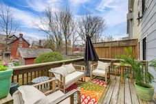 Others Near Dtwn, Dining & Bars: Spacious Cincy Home Base
