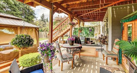 Lain-lain 2 Lower-level Apt w/ Hot Tub & Sauna in Graham!