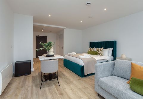 その他 Central Manchester Studio