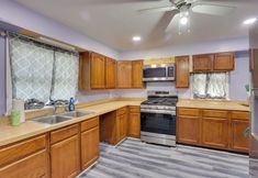 Others 6 9 Mi to Hersheypark: Spacious Home w/ Deck