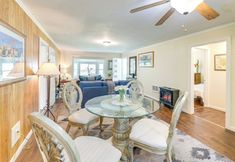 Others 4 10 Mi to South Beach & Newport: Home w/ Deck!