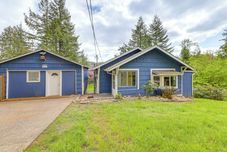 Others 10 Mi to South Beach & Newport: Home w/ Deck!