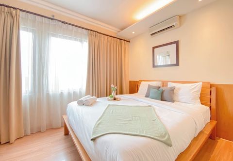 Others Elegant and Spacious 3BR at Grand Setiabudi Apartment