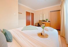 Others 3 Elegant and Spacious 3BR at Grand Setiabudi Apartment