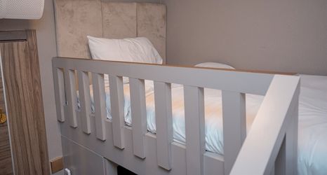 Lainnya 2 Warm Living 3BR at Sky House BSD Apartment