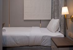 Lainnya 7 Warm Living 3BR at Sky House BSD Apartment