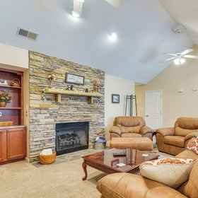 Primary image 1 Home 2 Mi to Island in Pigeon Forge!, Khách sạn The Island in Pigeon Forge