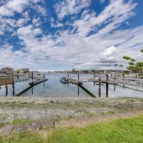 Primary image 1 Bay Views & Deck: Spacious Ferndale Family Home, โรงแรม & ที่พัก Washington