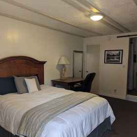 Room1Irish Dreams LLC,刘易斯县飯店