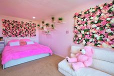 기타 Pink Luxe Spa Retreat San Diego