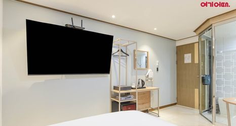 Lain-lain 2 MARU HOTEL