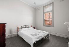 Others 7 Euroa Hotel