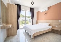 อื่นๆ 5 Kaş Eylül Suit Apart