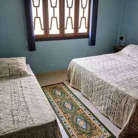 Room 1 AMAZON HOME AND JUNGLE TRIPS, CIGS Zoo Hotels