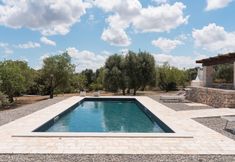 Others 5 Trulli Aletheia con Piscina Privata