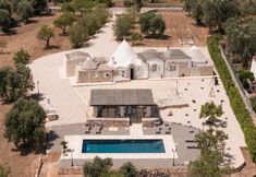 Others 4 Trulli Aletheia con Piscina Privata