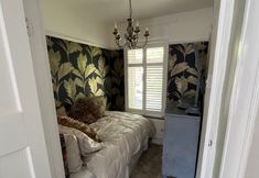 Others 6 Cardiff - Sleeps 7 - Parking - Jacuzzi - Garden