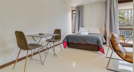 Others 2 Urso Tigre Apartment