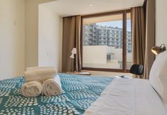 Others 5 Carlos Apartment