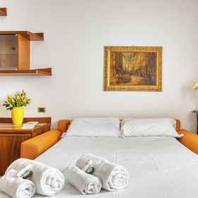 Room 1 JOIVY Captivating flat with balcony, Khách sạn Istituto Neurologico Carlo Besta