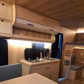 Room1YSM Karavan Kamp,帕穆克卡莱旅游杜杜鲁分公司飯店