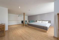 Others 6 Jingli Villa Hotel (Qingdao Badaguan Scenic Area Linhuaiguan Road Branch)