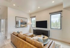其他 6 2 Units Minutes to Old Bend, Deck + Hot Tub 1204 Skyline Ranch by Avantstay