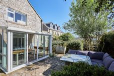 Others Host Stay Stone Crop Cottage