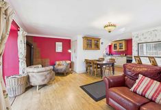 Others 3 Host Stay Stone Crop Cottage