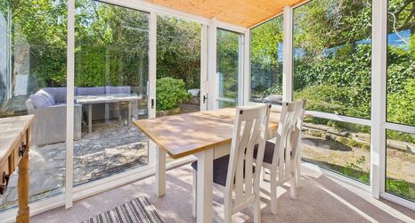 Others 2 Host Stay Stone Crop Cottage