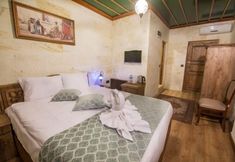 Others 7 Cappadocia Ozbek Stone House