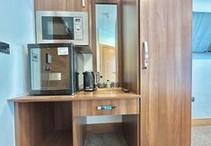 Others 5 205 Earls Court