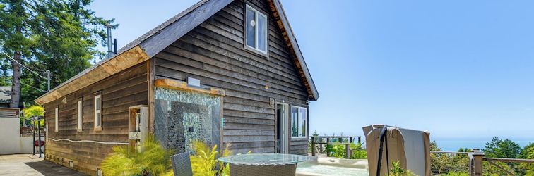 Others 1 Mi to Black Sands Beach: Dreamy Coastal Cottage