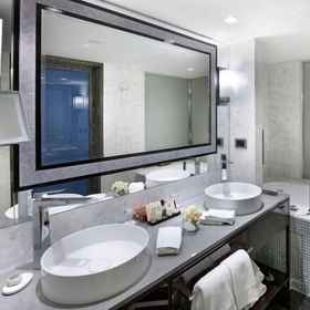 Room 1 The Marmara Taksim, SDA Church Yedinci Gün Adventist Kilisesi Hotels