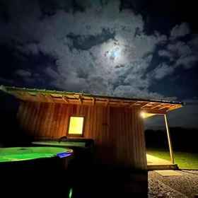 Primary image1Bristol Escape Cabin With Stunning Views,Downside Abbey飯店