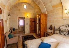 Others 2 Castle Cave Capadoccia